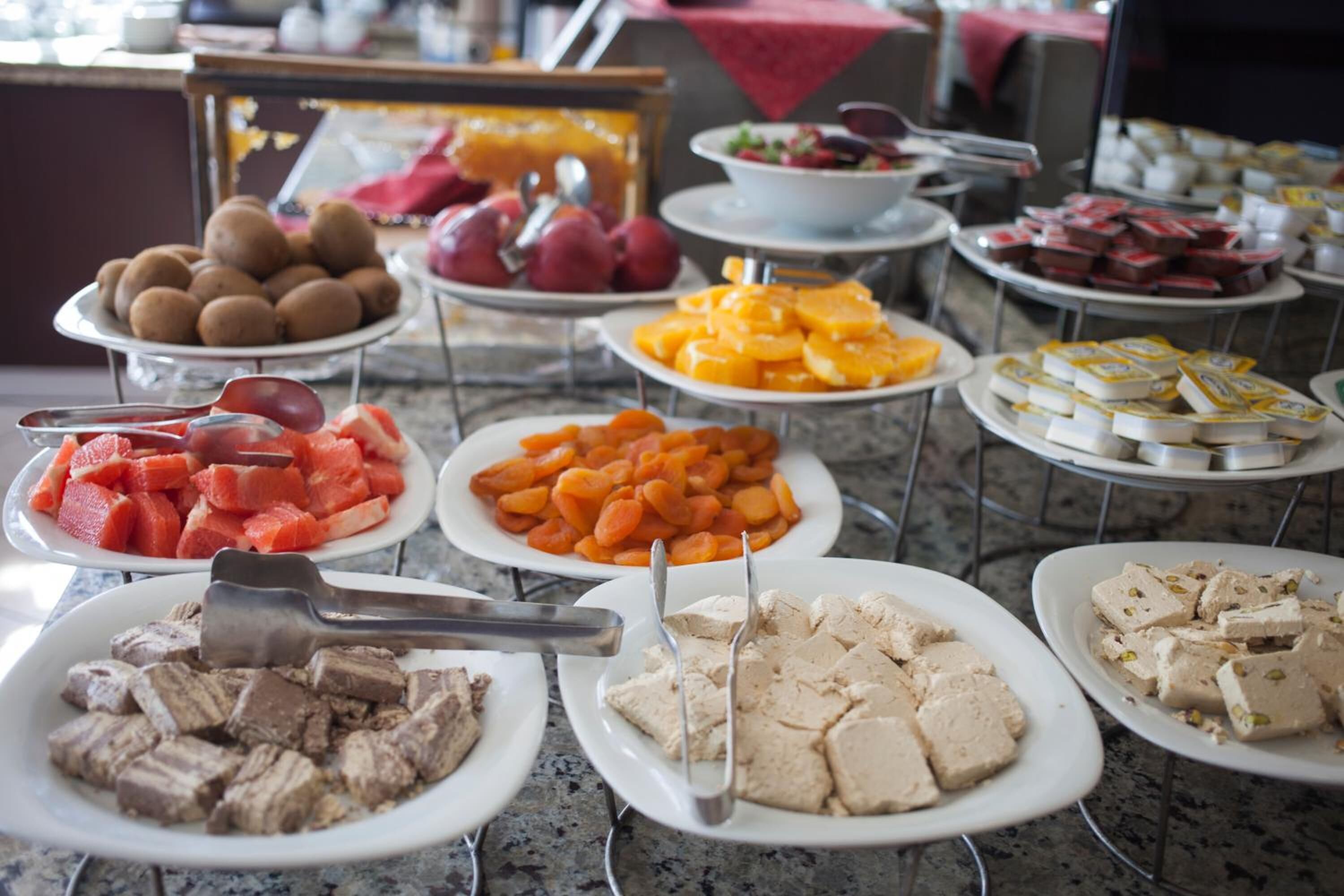 breakfast, lunch, dinner served; regional cuisine