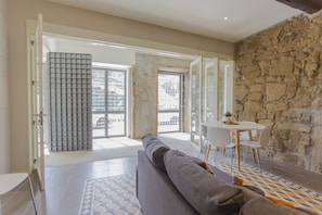 Studio, rez-de-chaussée (Dona Maria Pia) | Coin séjour