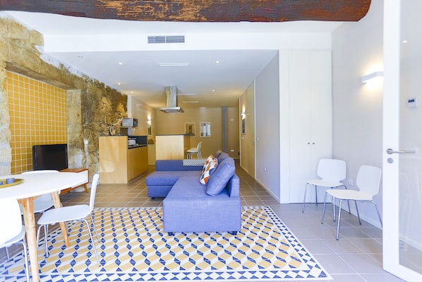 Studio, Ground Floor (Dona Maria Pia) | Living room