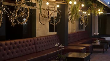 Bar (en la propiedad)