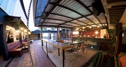Pachamama - Hotel - Hostel