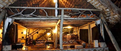 FrĂŒhstĂŒck, Mittagessen, Abendessen, internationale KĂŒche