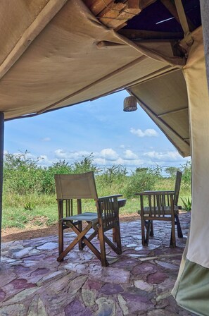 Tienda de campaña Deluxe, vista al jardín | Terraza o patio