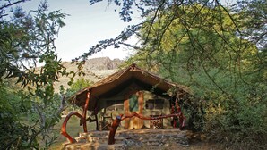 Exterior - Lake Natron Tented Camp (Ngorongoro)