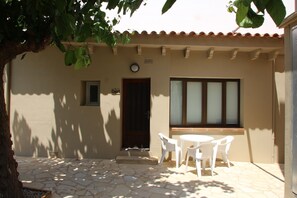 Appartamento, 1 camera da letto, al piano terra | Terrazza/patio