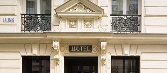 Le 10 Bis Hotel