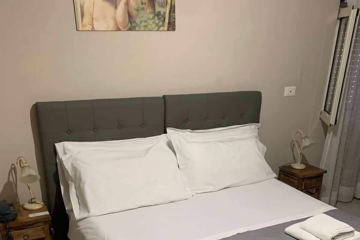 Habitación con 1 cama matrimonial o 2 individuales | Cocina privada | Cafetera y tetera 
