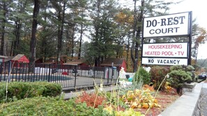 Front of property - Do Rest Court (Lake George)