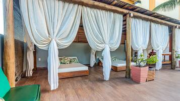 Banheira de hidromassagem, sauna a vapor