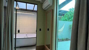 Chambre Double « Premier » | Vue de la chambre