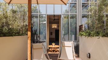 Deluxe Room, Terrace, Courtyard View | Terrace/patio