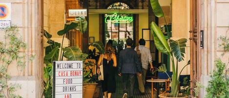 Voorkant van accommodatie