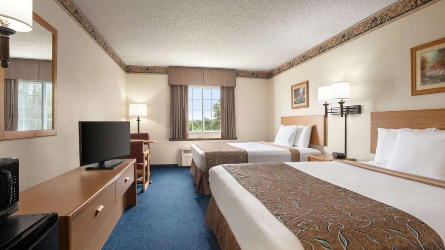 Travelodge by Wyndham Fort Scott