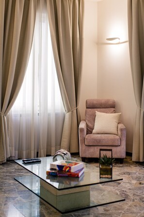 Apartment, 2 Bedrooms | Living area | TV - MyFlorenceHoliday Gold Bridge (Florence)