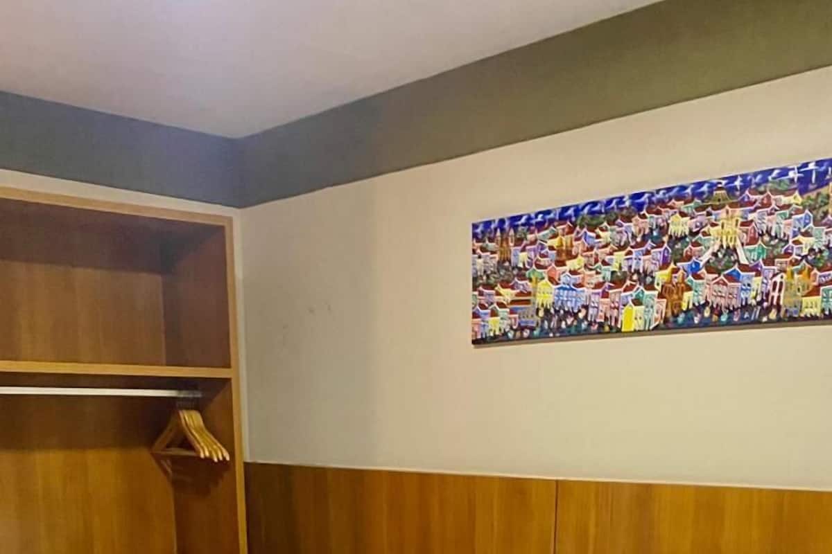 1 bedroom, minibar, in-room safe, blackout curtains