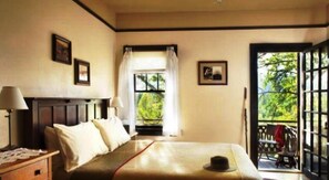 特色客房, 1 张大床 | 办公桌、免费婴儿床、免费 WiFi