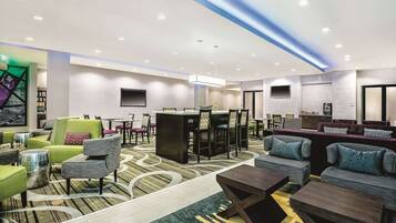 Café da manhã continental grátis todos os dias