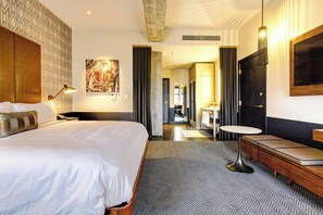 Premium bedding, in-room safe, desk, blackout curtains