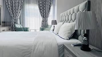 Deluxe Double Room, 1 King Bed