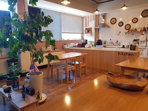 Dining - Sokcho & Guesthouse (Sokcho)