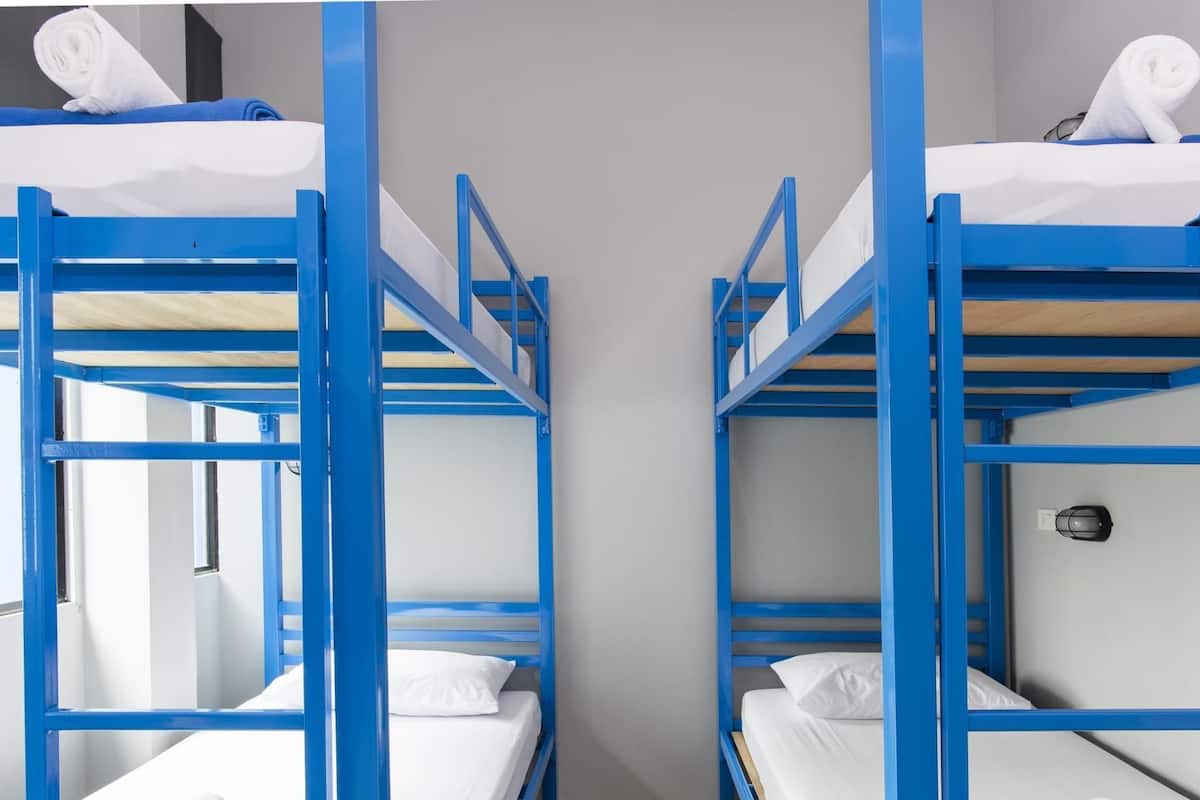 Habitación familiar | Wifi gratis y ropa de cama