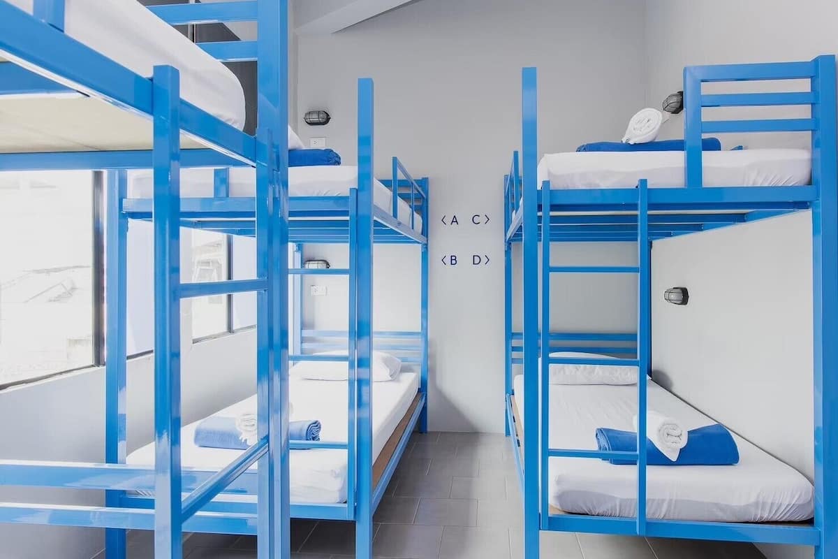 Habitación familiar | Wifi gratis y ropa de cama