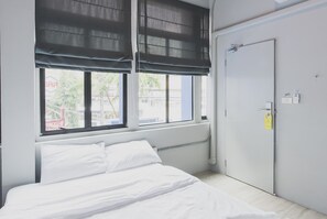 Habitación doble, baño compartido | Wifi gratis y ropa de cama
