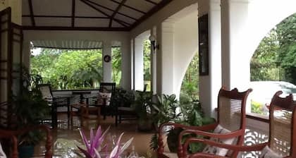 Hotel Margaret Villa
