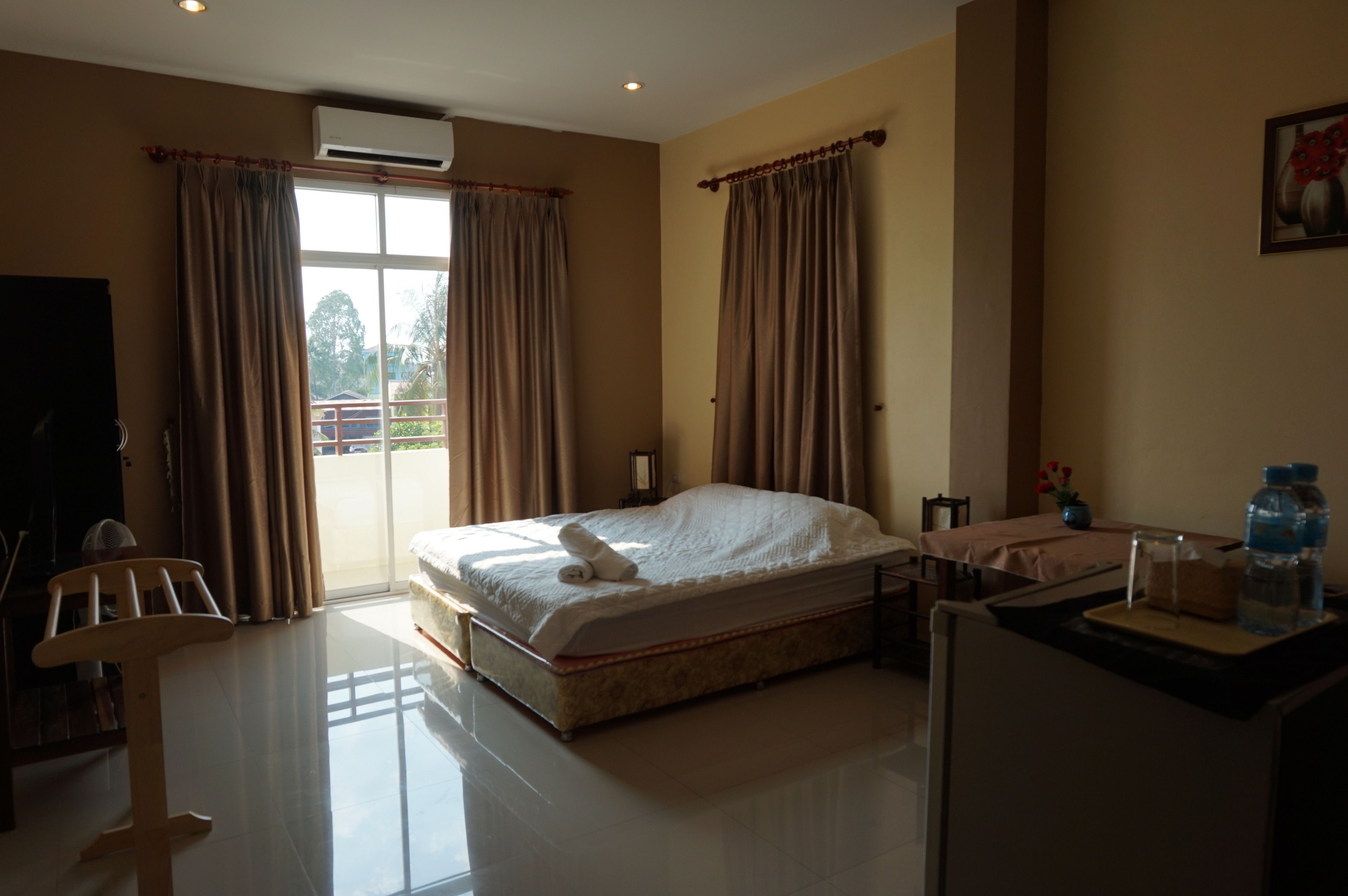 standard double room | desk, free wifi