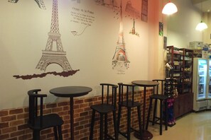 Bar (en la propiedad)