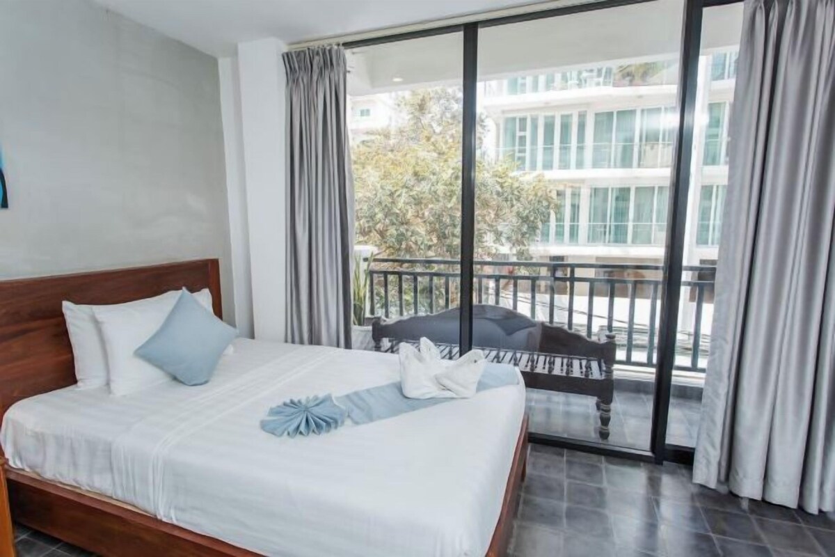 Sábanas de algodón egipcio, ropa de cama de alta calidad y minibar