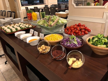 Breakfast and dinner served. Spring Sunny Hotel Nagoya Tokoname