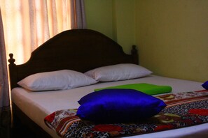 Deluxe Double Room, 2 Bedrooms, Non Smoking, Hill View | Rollaway beds, free wired Internet - Ayos Hill (Nallathanniya)