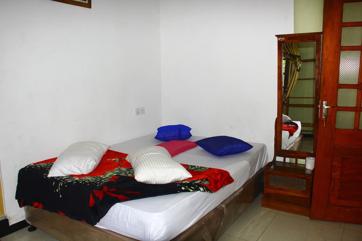 Phòng đôi Deluxe, 2 phòng ngủ, không hút thuốc, quang cảnh đồi núi | Giường gấp/giường phụ (phụ phí)