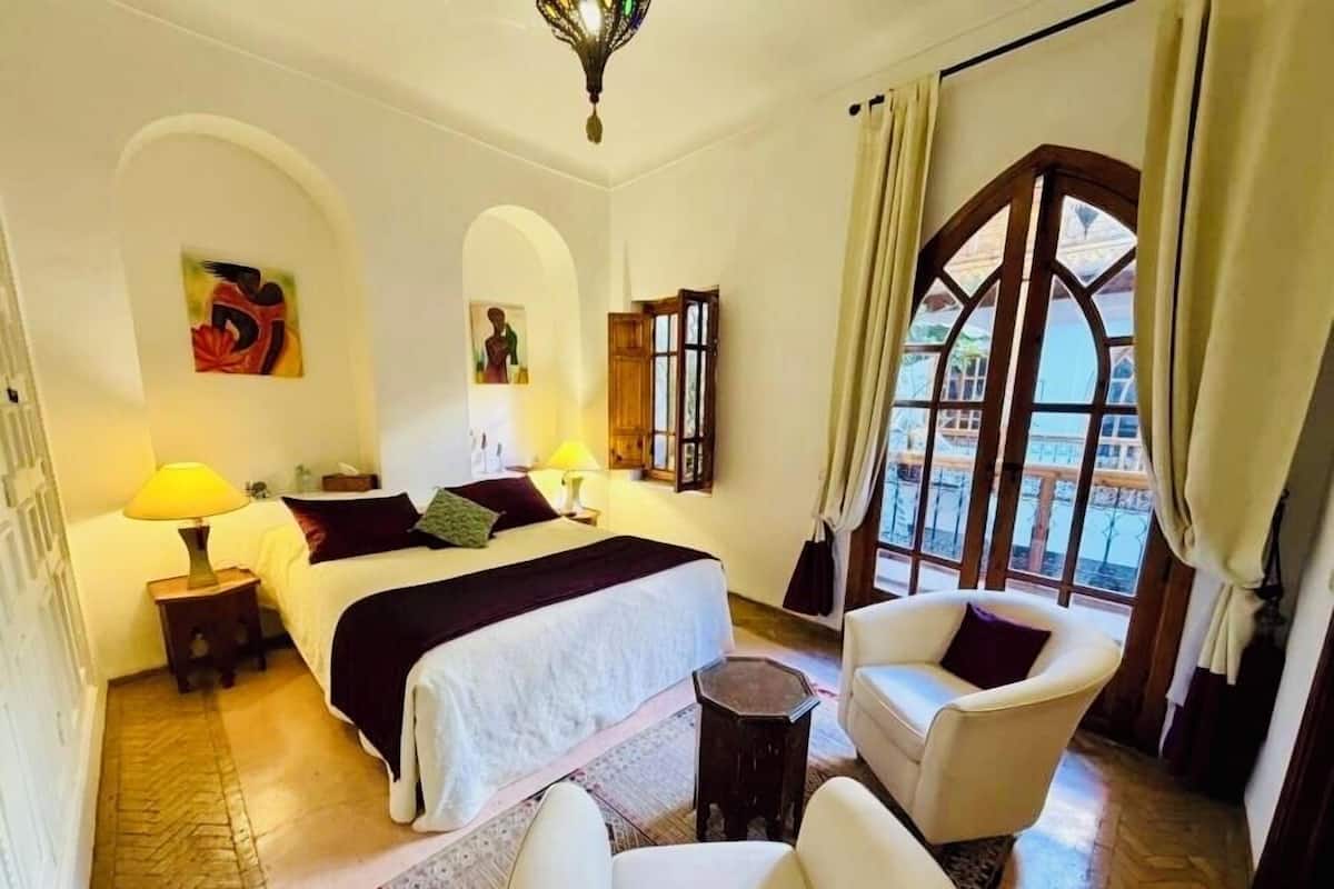 浪漫套房 (Essaouira) | 高档床上用品、遮光窗帘、免费 WiFi、特色装修