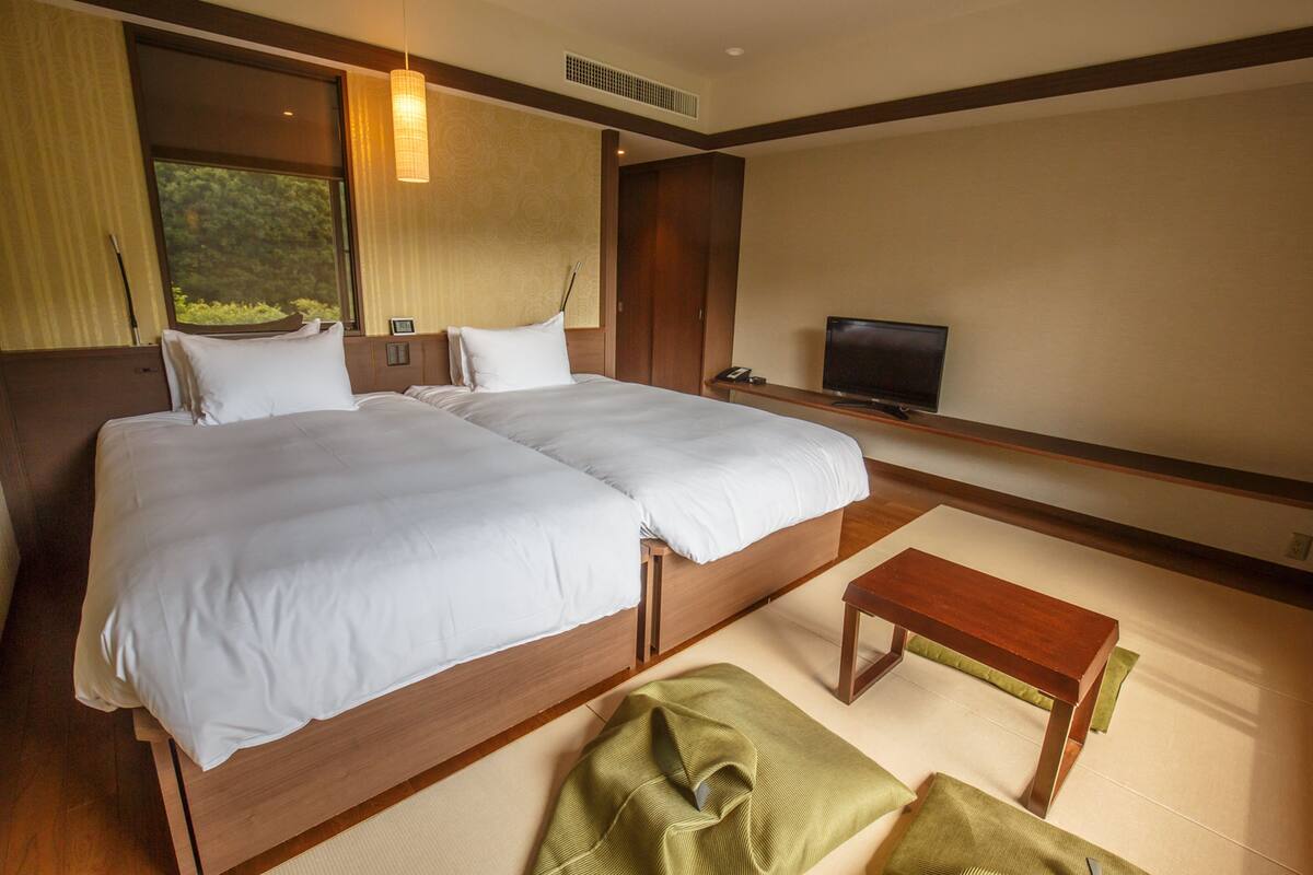 Main Building,Premier Japanese Western Room with Private Partially Open Air Bath, Non-Smoking | In-room safe, desk, laptop workspace, iron/ironing board (on request)