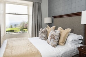 高級雙人房, 1 張加大雙人床 | 獨特裝潢、布置獨特、書桌、遮光布/窗簾