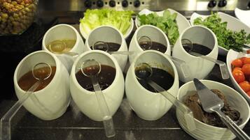 Daily buffet breakfast for a fee