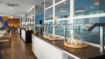 Daily buffet breakfast (EUR 18 per person)
