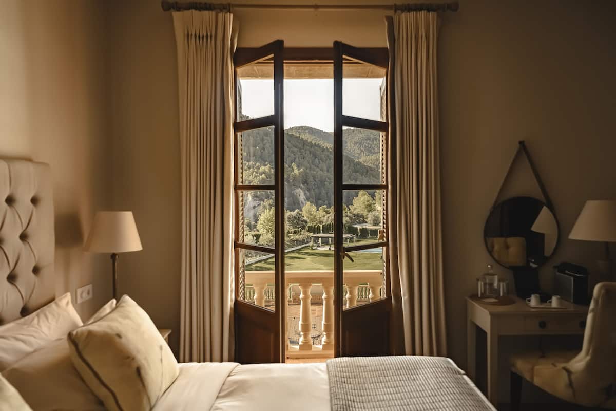 Double Room (Balcony) | In-room safe, desk, laptop workspace, soundproofing