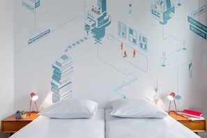 Free WiFi, bed sheets - Stayokay Utrecht Centrum - Hostel (Utrecht)