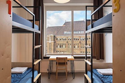 Stayokay Utrecht Centrum - Hostel