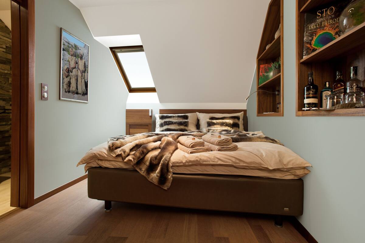 Premium bedding, minibar, in-room safe, individually decorated