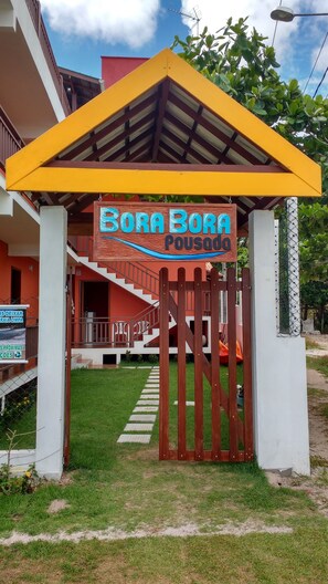 Entrada da propriedade