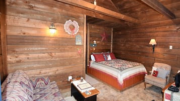 小屋, 1 張加大雙人床, 私人浴室 | 1 間睡房、書桌、熨斗/熨衫板、免費 Wi-Fi