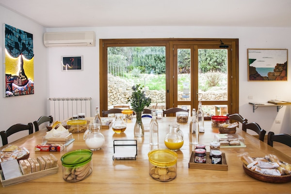 Tägliches inbegriffenes Frühstücksbuffet