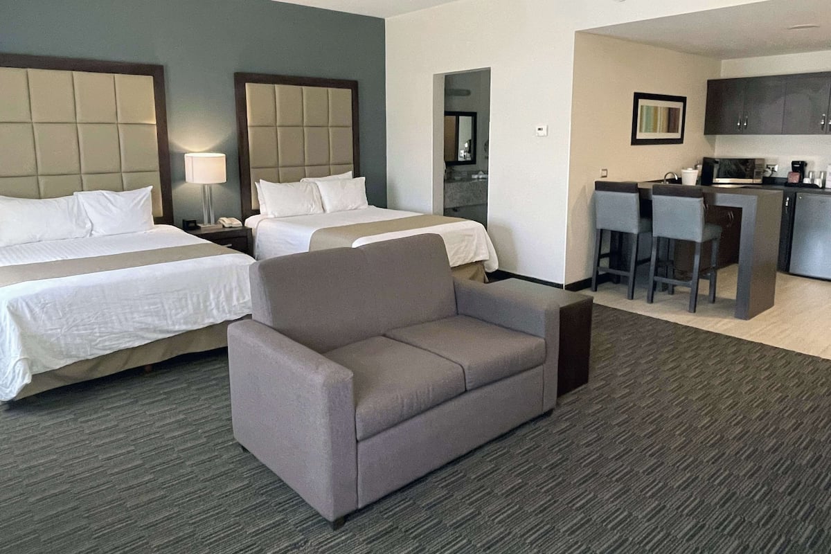 Room, 2 Queen Beds, Non Smoking, Refrigerator & Microwave | Premium bedding, pillowtop beds, minibar, in-room safe