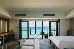 Chambre Premium, 2 lits une place, balcon, en front de mer | Vue de la chambre