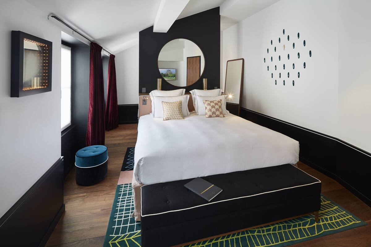 Premium bedding, minibar, in-room safe, blackout curtains