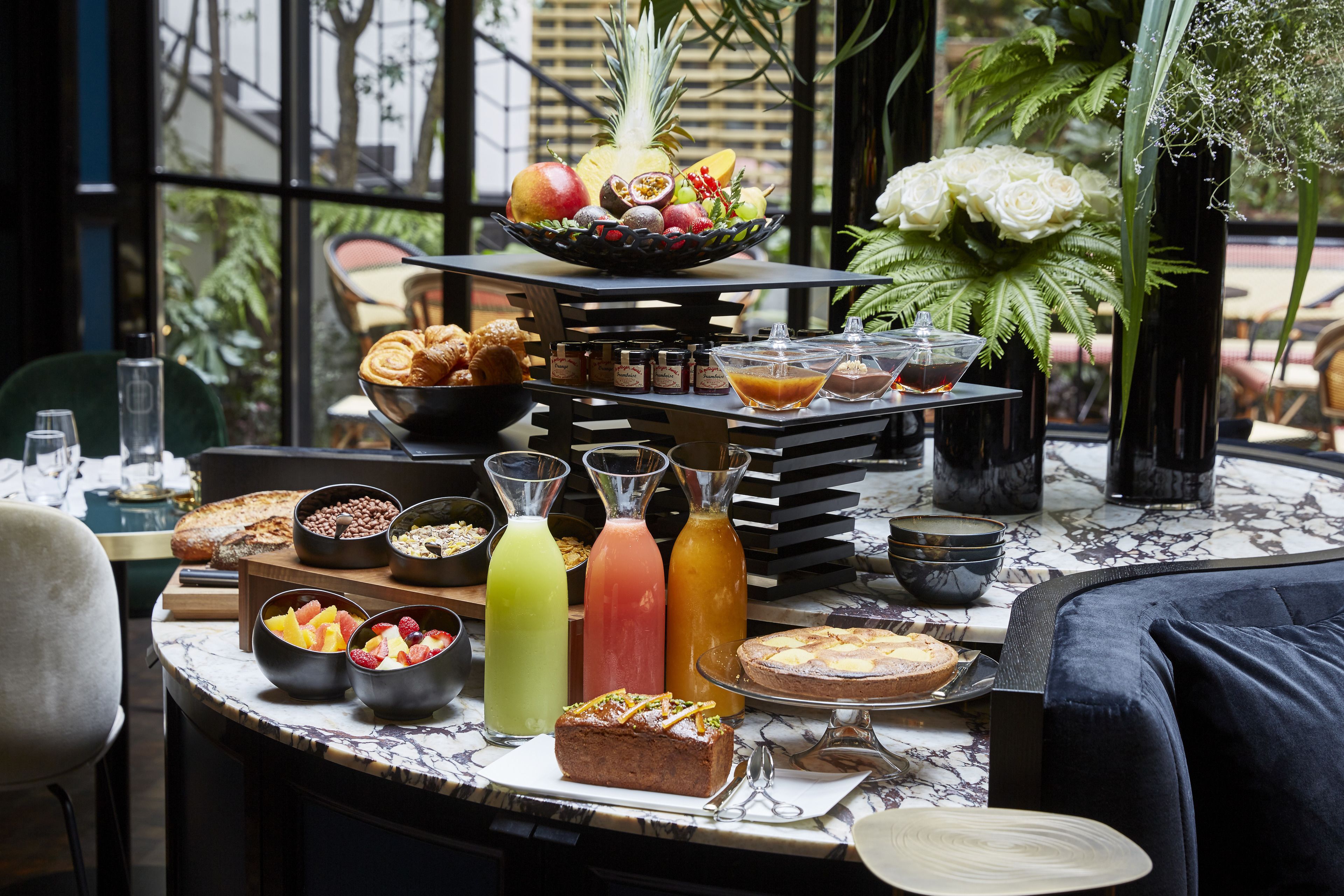 daily cooked-to-order breakfast (eur 29 per person)